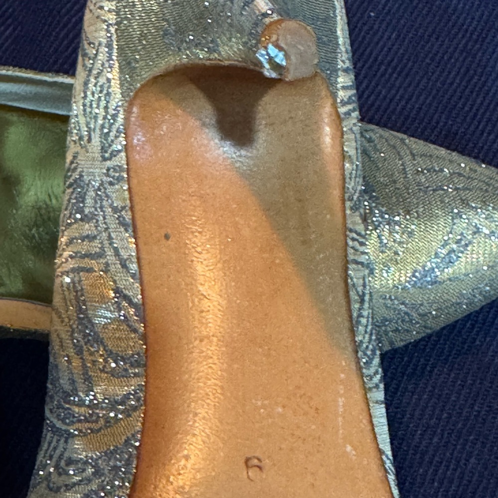 Stuart Weitzman Gold Patterned Heels - image 5